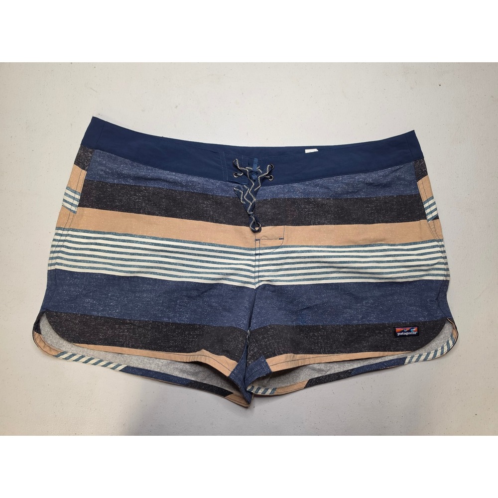 Patagonia Womens Wavefarer Boardshorts 5" Striped Blue Tan Size 18 NWT